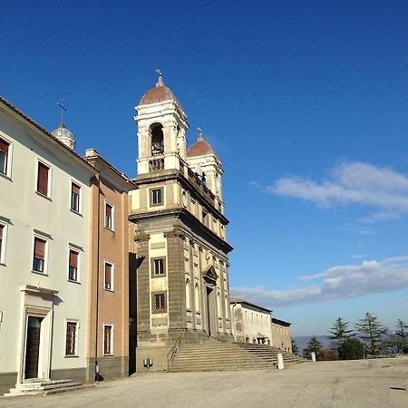 Monastero San Vincenzo - Casa Per Ferie 호텔 Bassano Romano 외부 사진